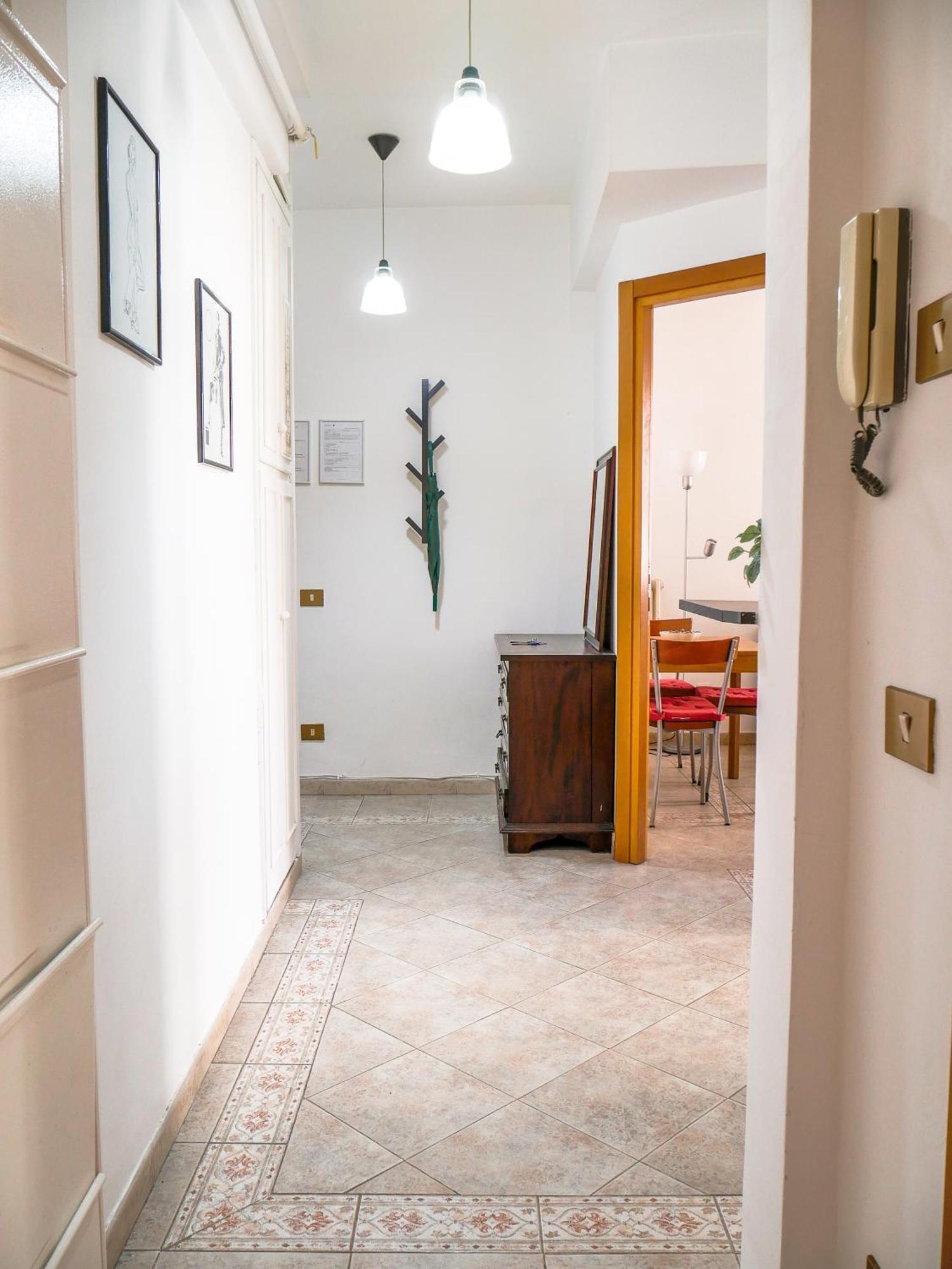 Modern 1 Bedroom Near Metro Rome Exterior photo