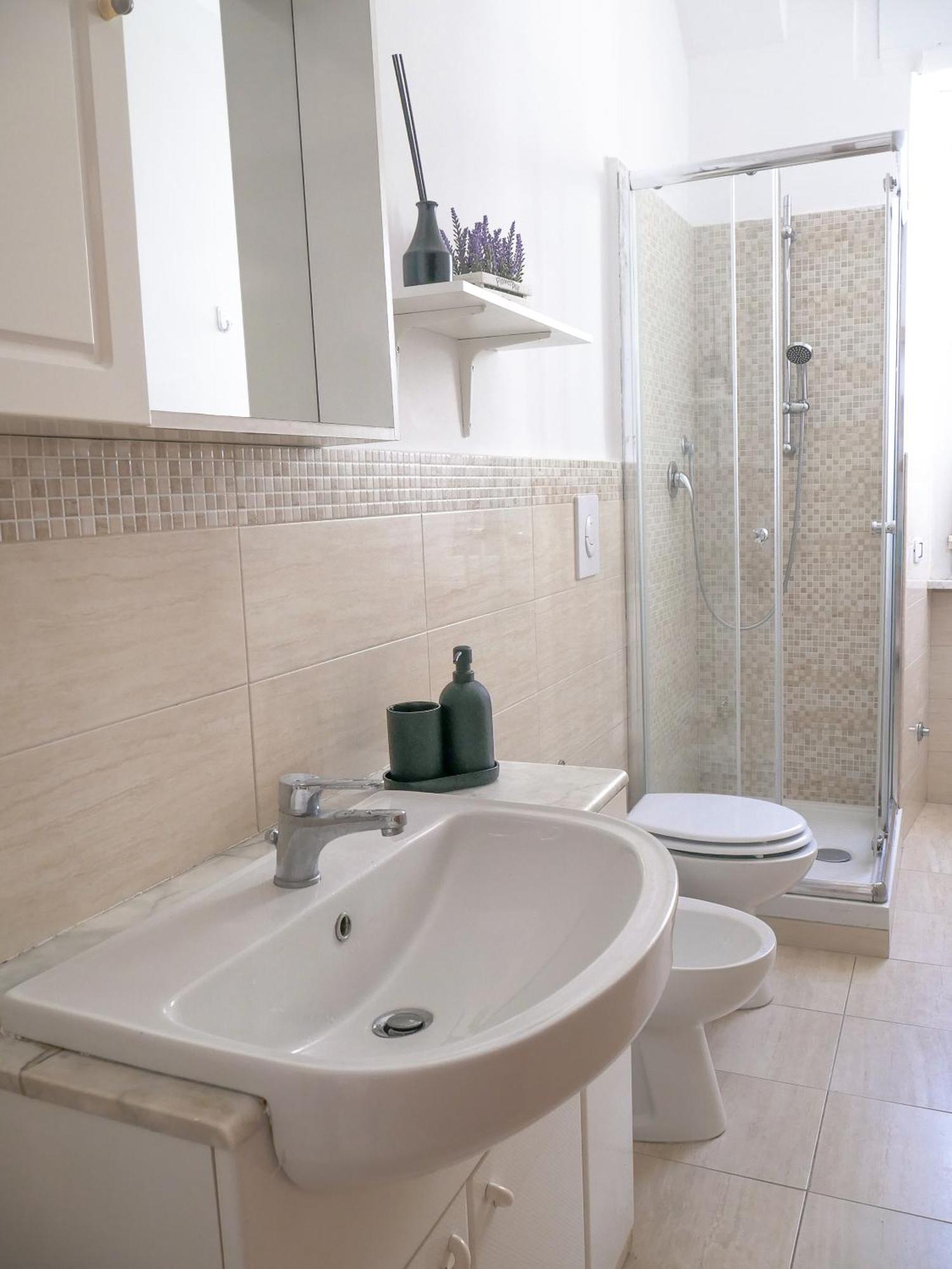 Modern 1 Bedroom Near Metro Rome Exterior photo